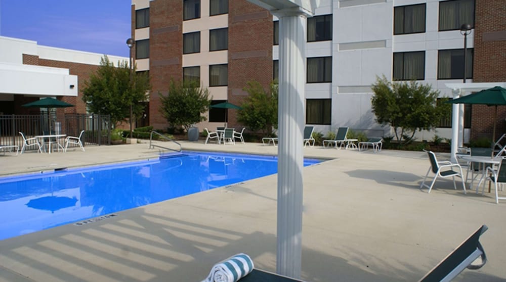 DoubleTree by Hilton Hotel Rocky Mount - photo 25
