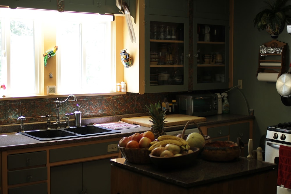 Historic Smith Hotel B&B - photo 24