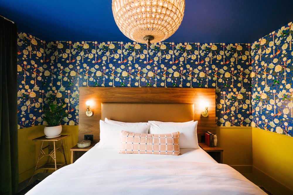 The Frances Modern Inn - photo 33