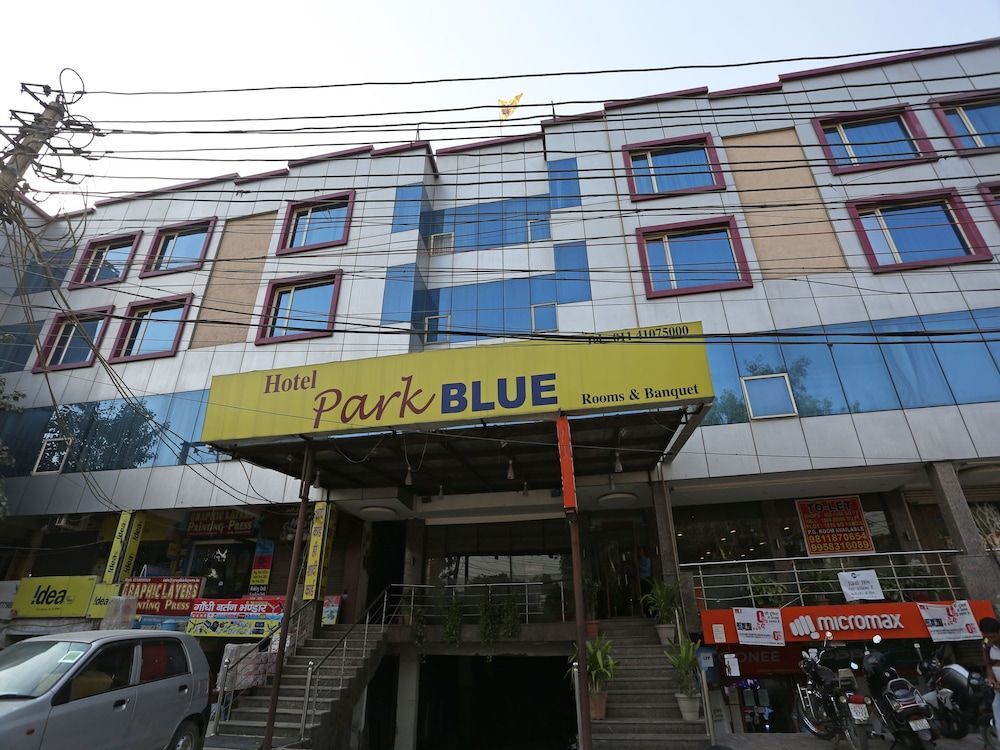 Airport Hotel Atlantic Palace in New Delhi, India