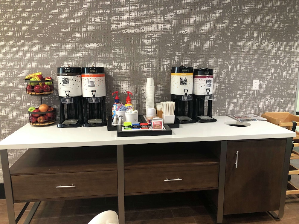 Hampton Inn El Dorado - photo 24