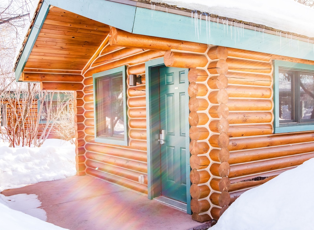 Flying Saddle Resort - photo 49
