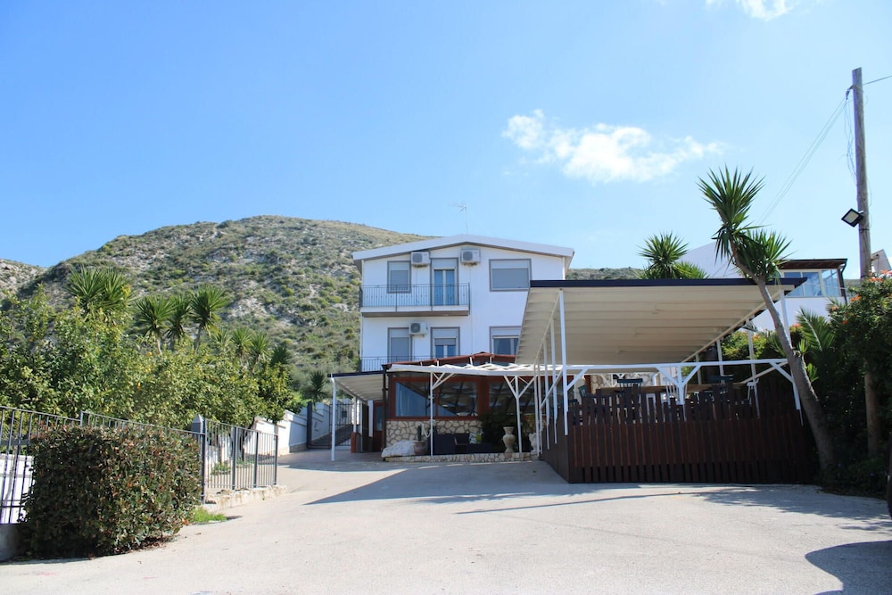 La Corte di Sofia — 4-Star Luxury Hotel in Realmonte, Italy