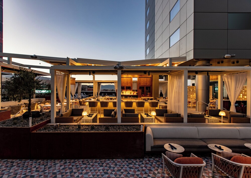 Kimpton Hotel Palomar Phoenix Cityscape by IHG - photo 126