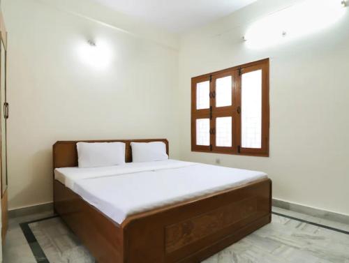 Goroomgo Bhameshwari Haridwar - last minute hotel in Haridwar