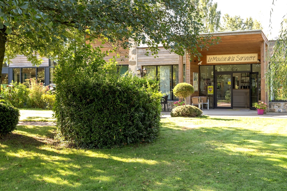 Hotel Le Moulin de la Sorinière - carbon neutral hotel in Bressuire