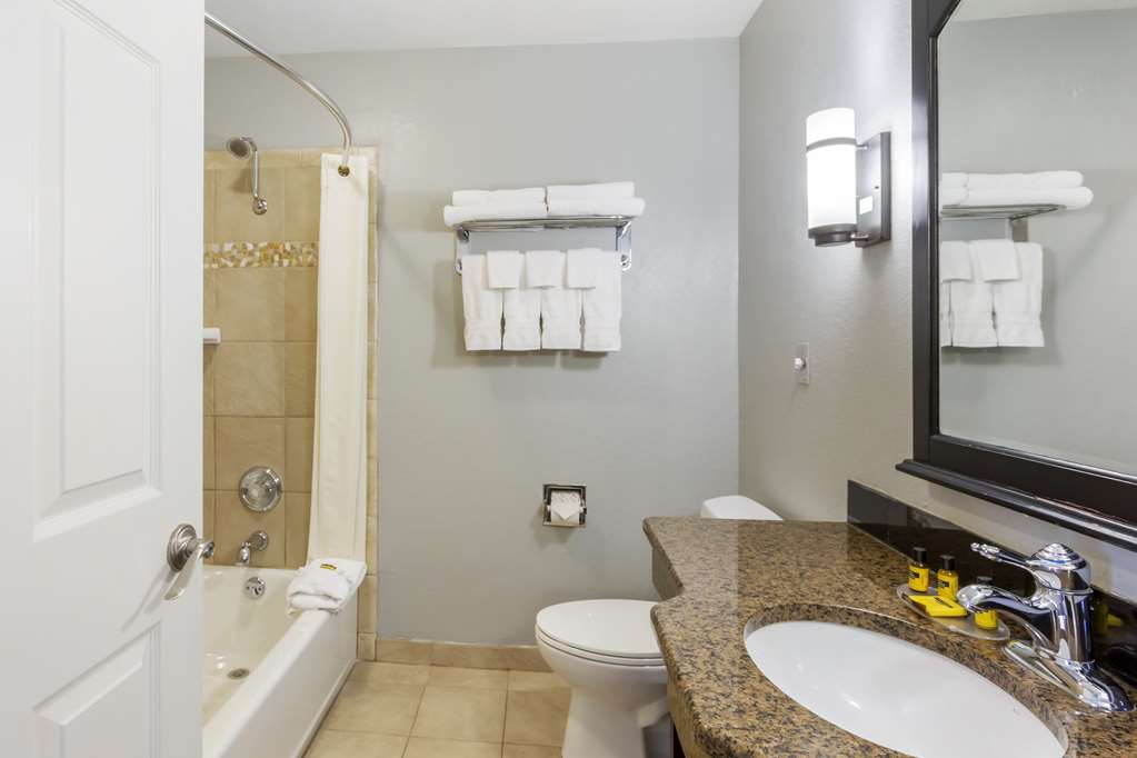 Best Western Plus Weston Inn - photo 33