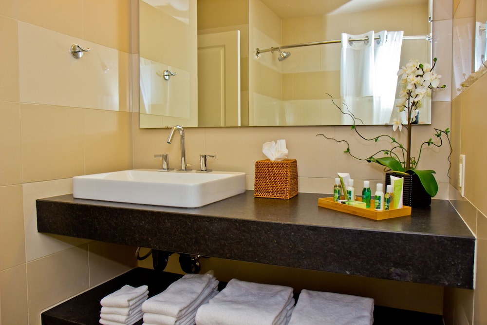 Inn on the Cliff - photo 19