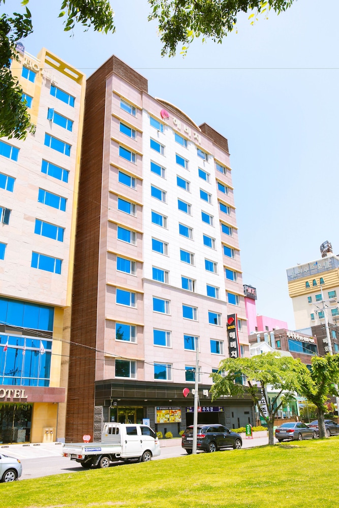 Yeosu Haebeach Hotel in Yeosu, South Korea
