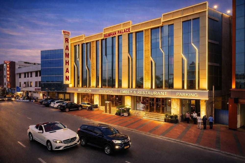Hotel Ramhan Palace — 4-Star Luxury Hotel in New Delhi, India