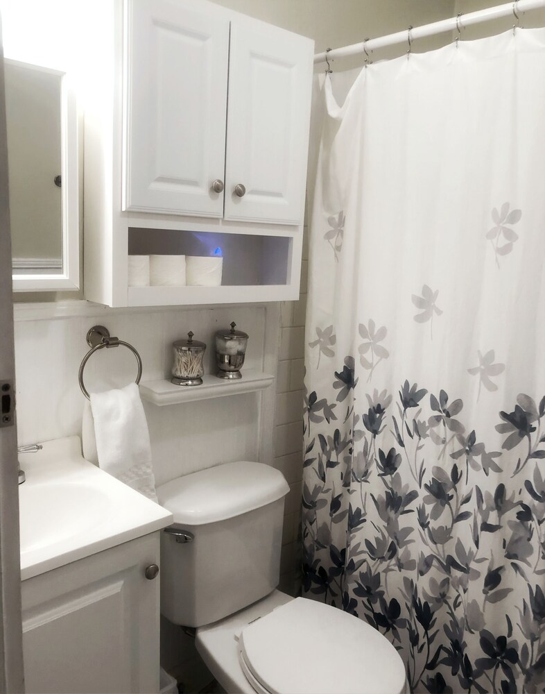 Suites on Coming - photo 66