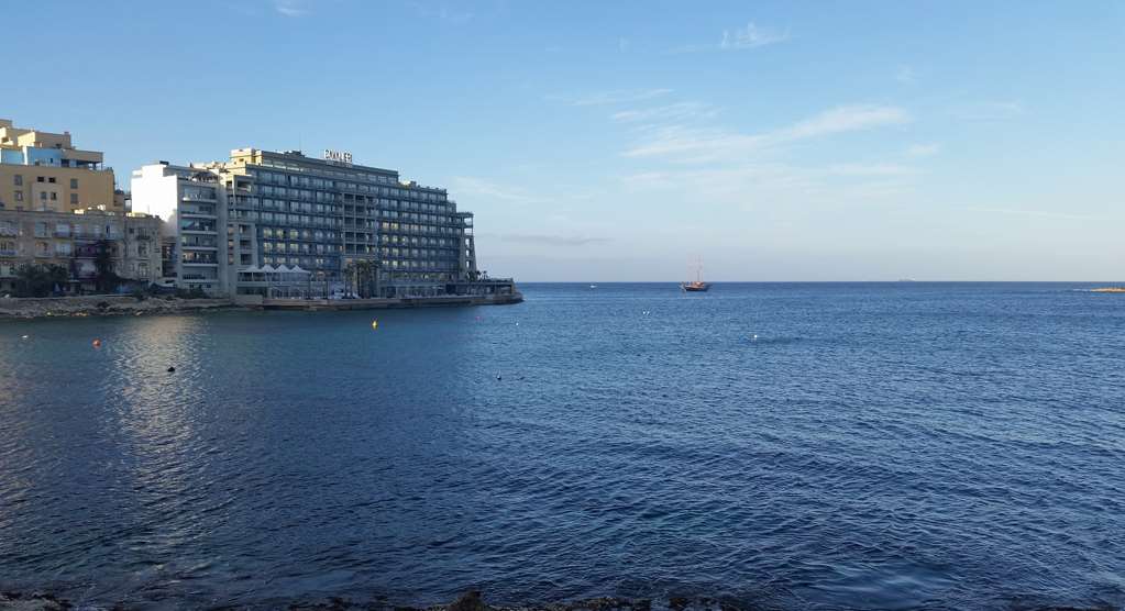 Cavalieri Hotel Malta by Radisson Individuals in San Giljan, Malta