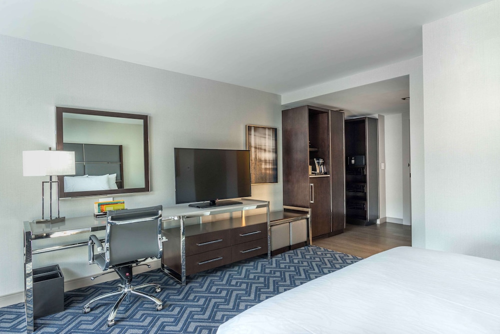 Hilton Garden Inn Foxborough Patriot Place - photo 16