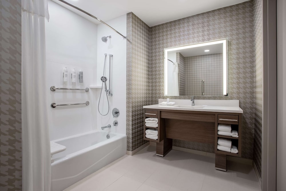 Home2 Suites by Hilton Calhoun - photo 22