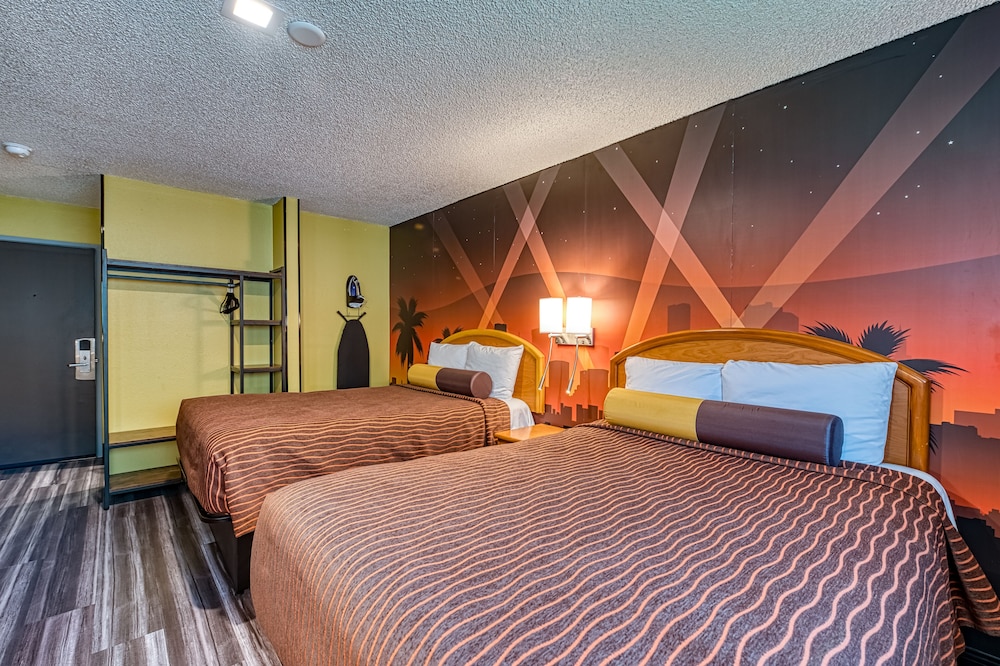 La Mirage Inn Hollywood - photo 12