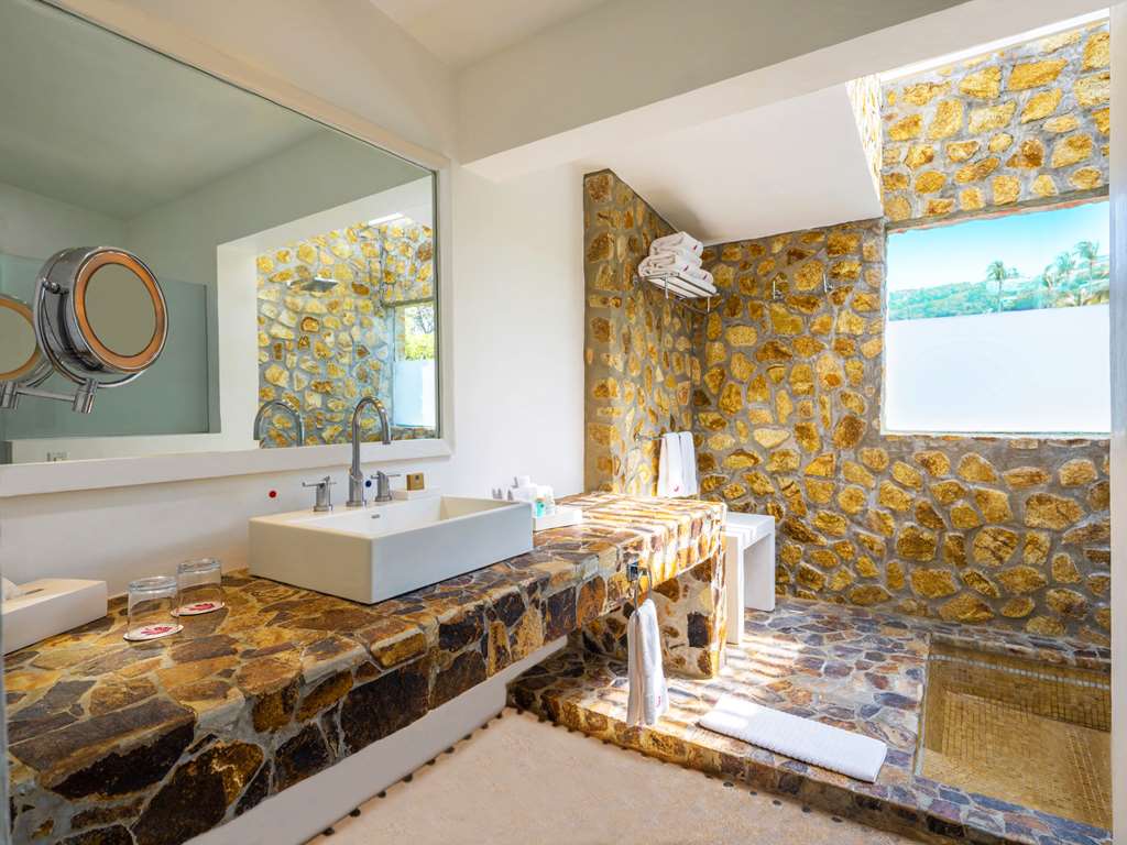 Las Brisas Acapulco Master Suite