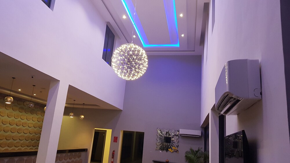 Mayhill Hotel — Lagos — photo 4