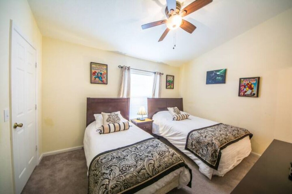 3BR Windsor Hills Townhome 7671 by OVRH VR - photo 10