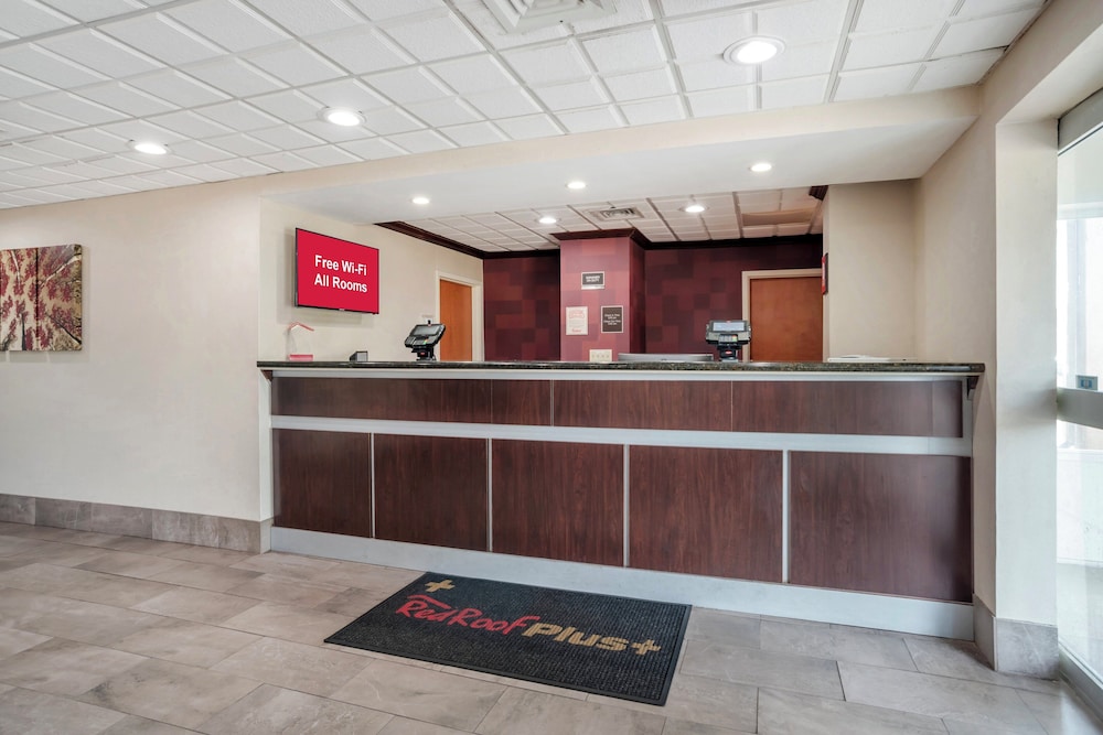 Red Roof Inn & Suites Vicksburg - photo 4