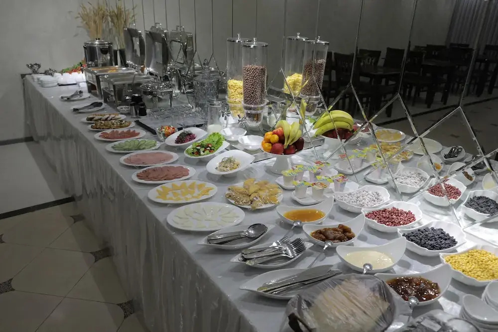Sharq Hotel — hotel in Urganch