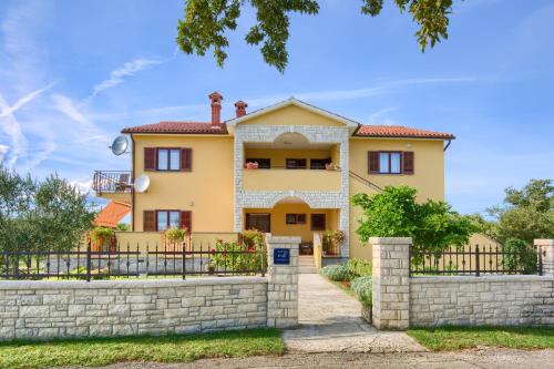 Appartman Rozana — 4-Star Luxury Hotel in Barban, Croatia