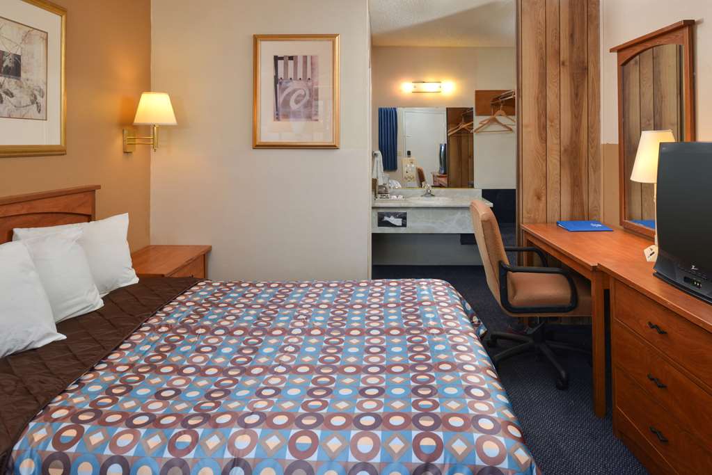 Americas Best Value Inn Carson City - photo 11
