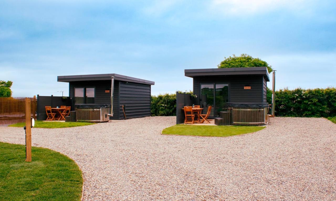 Saul Lodges - carbon neutral hotel in Downpatrick