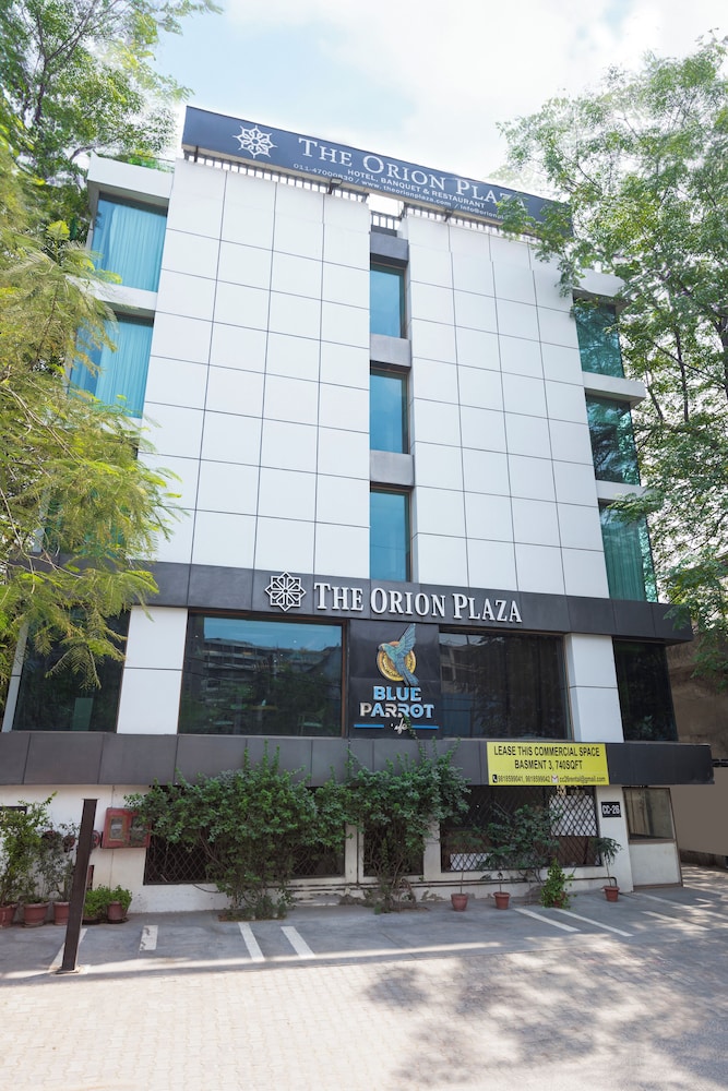 The Orion Plaza — 4-Star Luxury Hotel in New Delhi, India