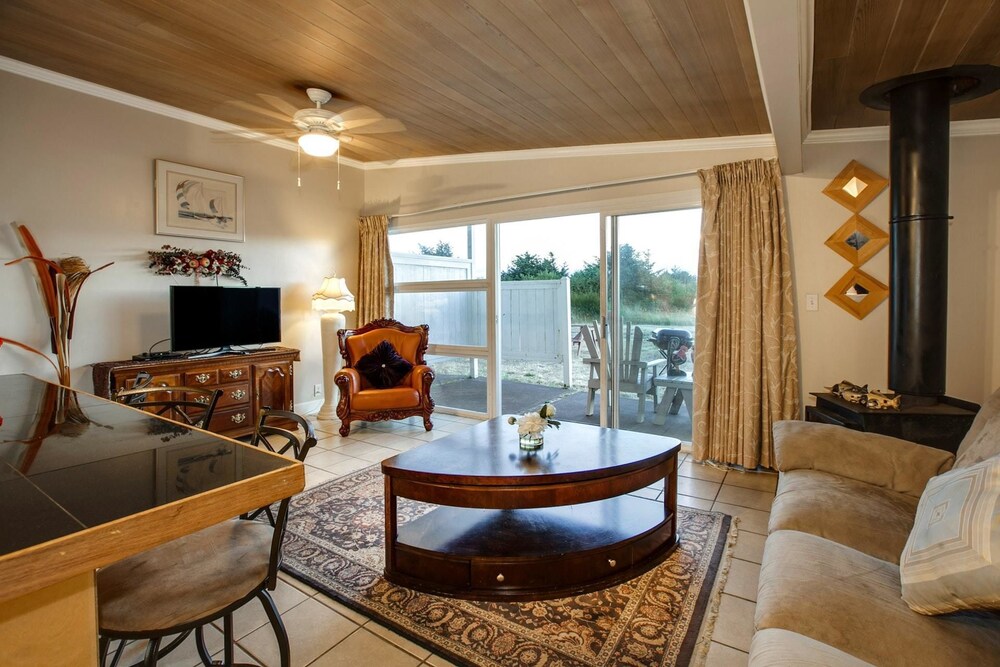 Beachwood Condos & Resort - photo 45