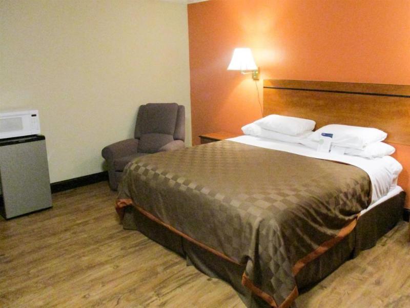Rodeo Lodge - photo 2