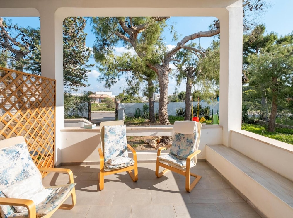 Villetta Blu Coral Seaside Salento — 4-Star Luxury Hotel in Porto Cesareo, Italy