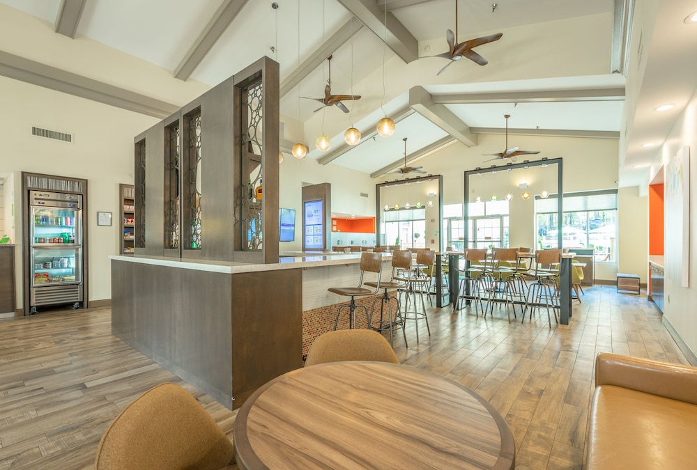 Holiday Inn Hotel & Suites Peachtree City an IHG Hotel - photo 3