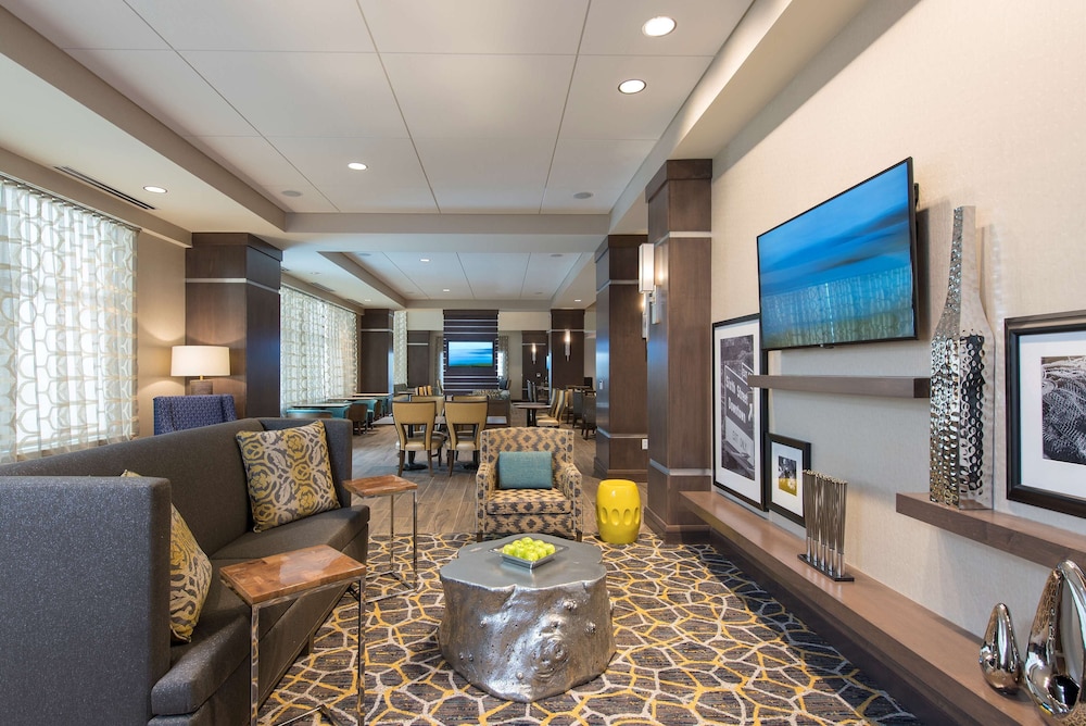 Hampton Inn & Suites Grand Rapids Downtown - photo 12