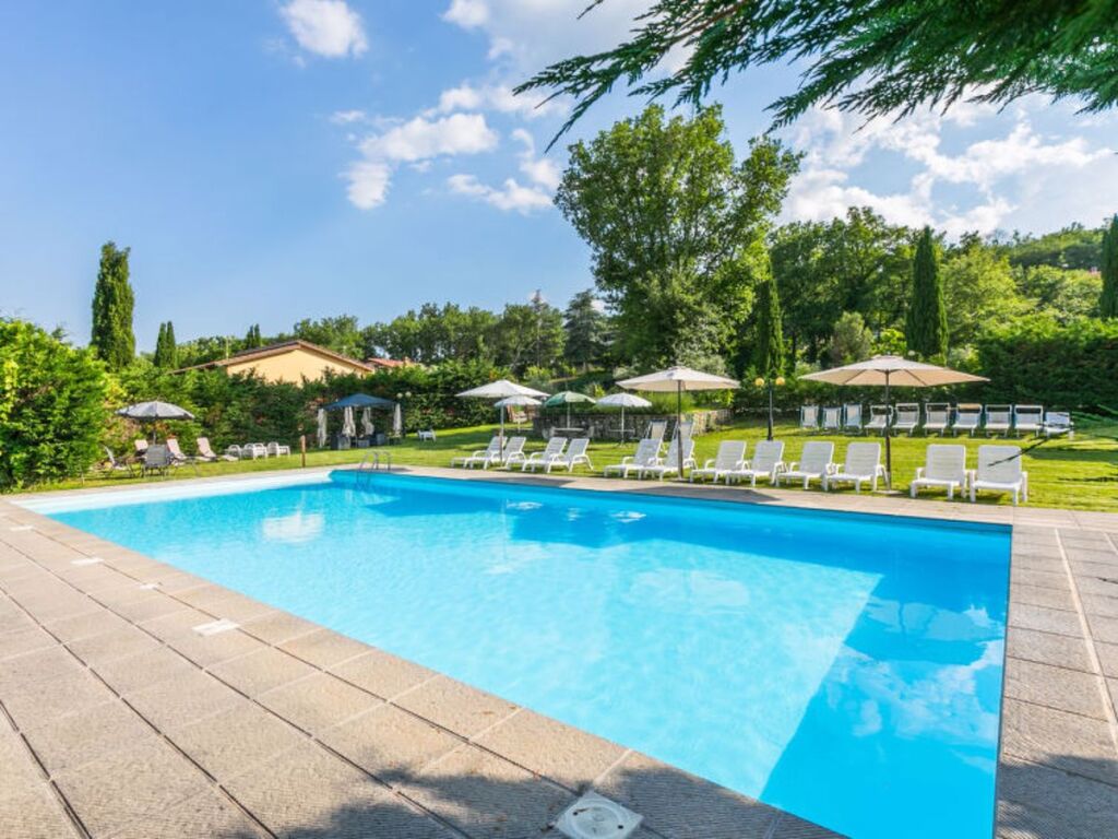 Holiday Home Rosa Margherita Lavanda Ginestra Gelsomi by Interhome — 4-Star Luxury Hotel in Bucine, Italy