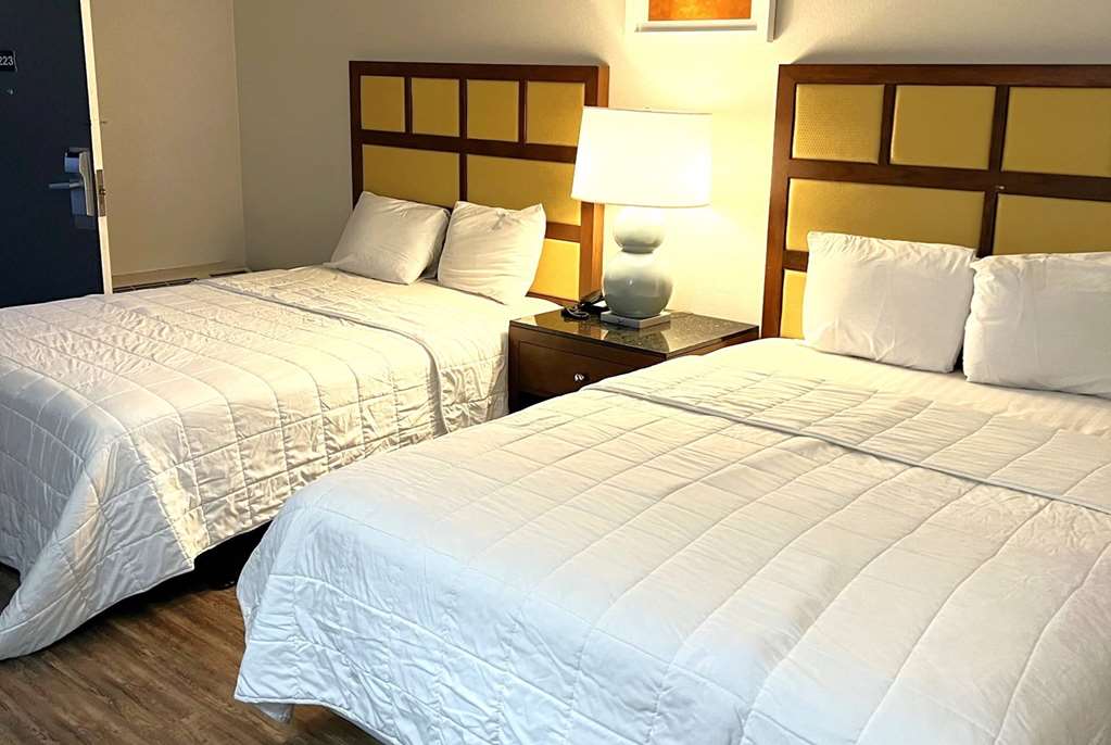 Baymont Inn and Suites by Wyndham Columbus Near OSU - photo 76
