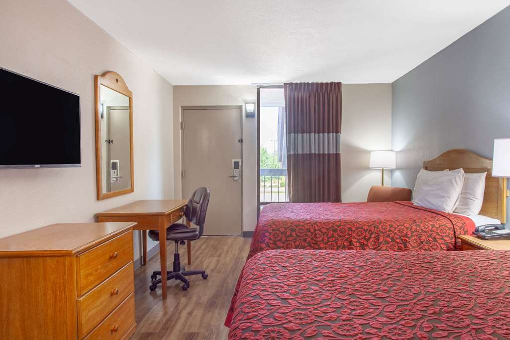 Days Inn by Wyndham Clinton Laurens I 26 - photo 5