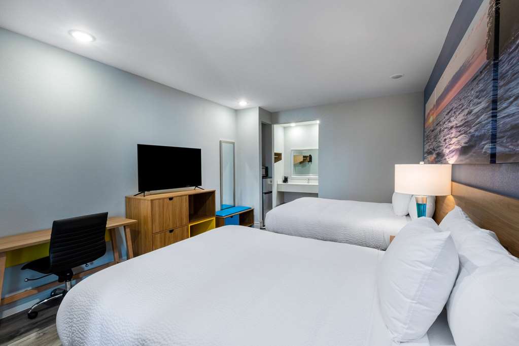 Days Inn & Suites by Wyndham Downtown University of Houston - photo 19