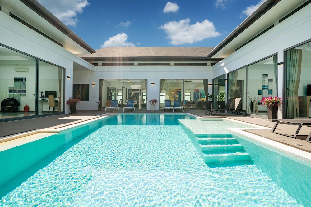 Villa Destiny — 4-Star Luxury Hotel in Phuket, Thailand