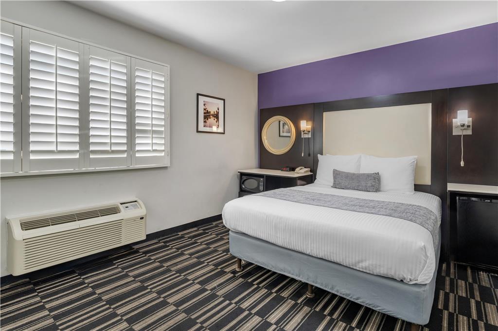 SureStay Hotel by Best Western Beverly Hills West LA - photo 5