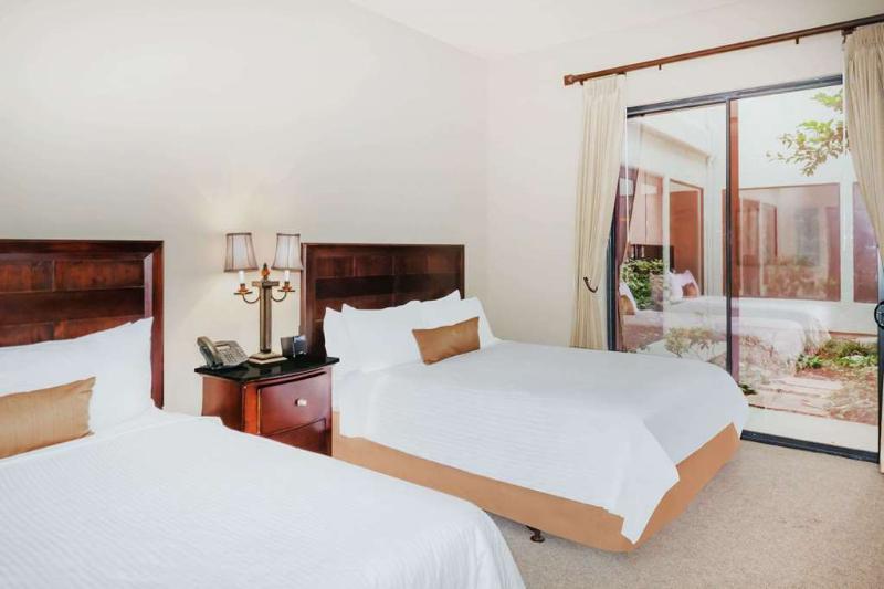 Wyndham Green Valley Canoa Ranch Resort - photo 13