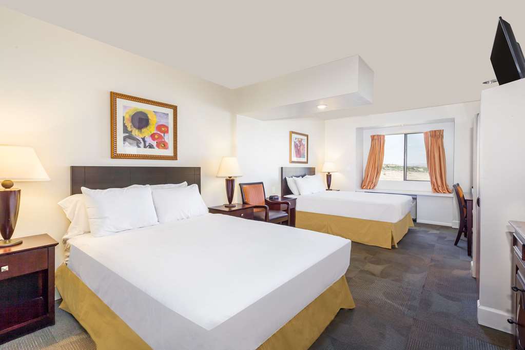 Days Inn by Wyndham Camp Verde Arizona - photo 9