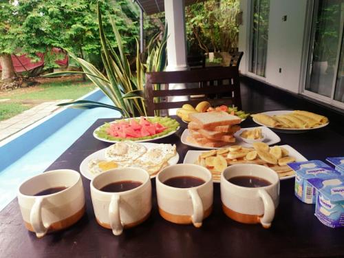 Happy Three Holiday Homes — 4-Star Luxury Hotel in Hikkaduwa, Sri Lanka