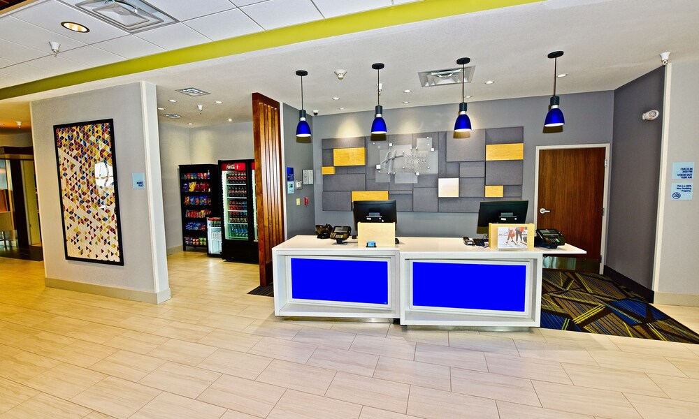 Holiday Inn Express & Suites Perryville by IHG - photo 36