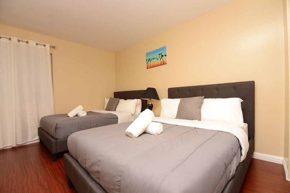 Cozy Hollywood - photo 4