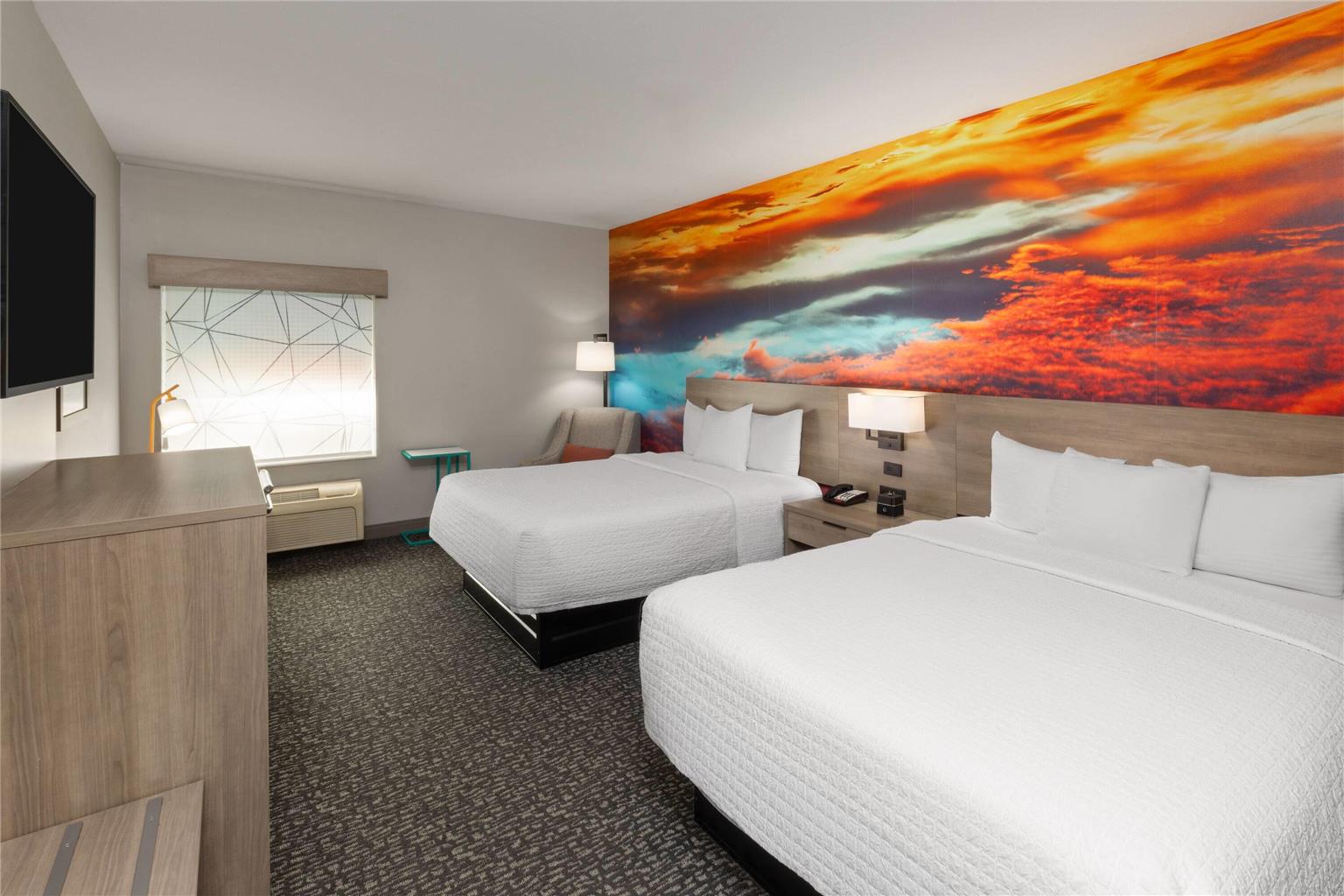 La Quinta Inn & Suites by Wyndham Oklahoma City Moore - photo 20