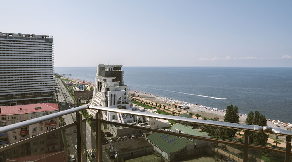 Silk Road Sea Towers Batumi