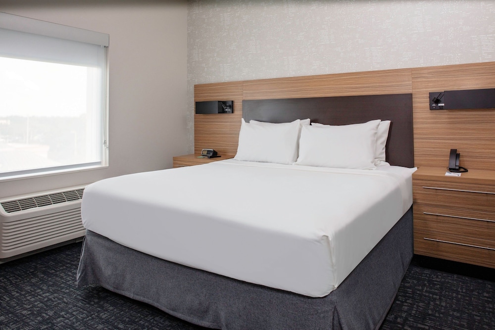 TownePlace Suites by Marriott Orlando Airport - photo 6