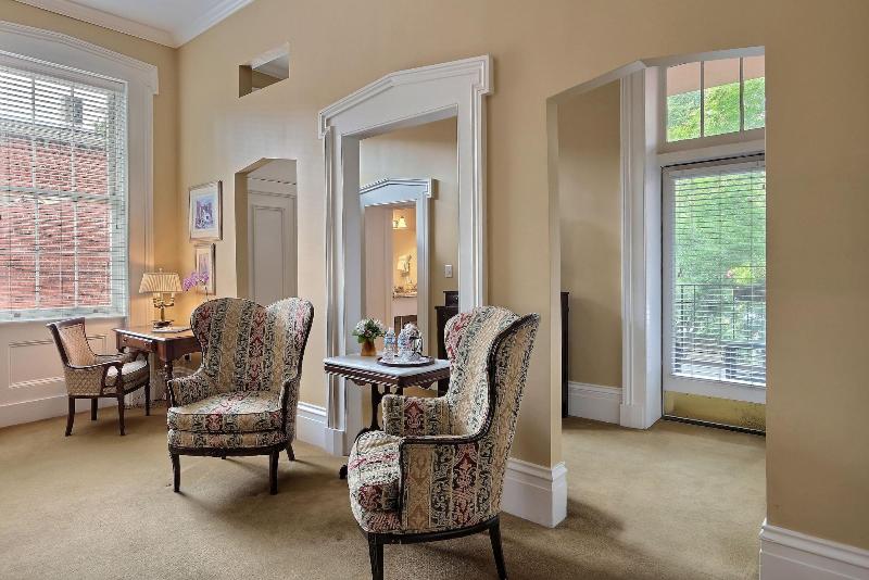 The Presidents Quarters Inn - photo 84
