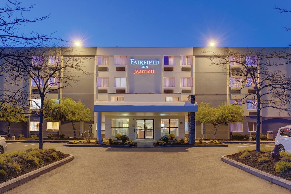 Fairfield Inn by Marriott Portsmouth Seacoast - carbon neutral hotel in Portsmouth