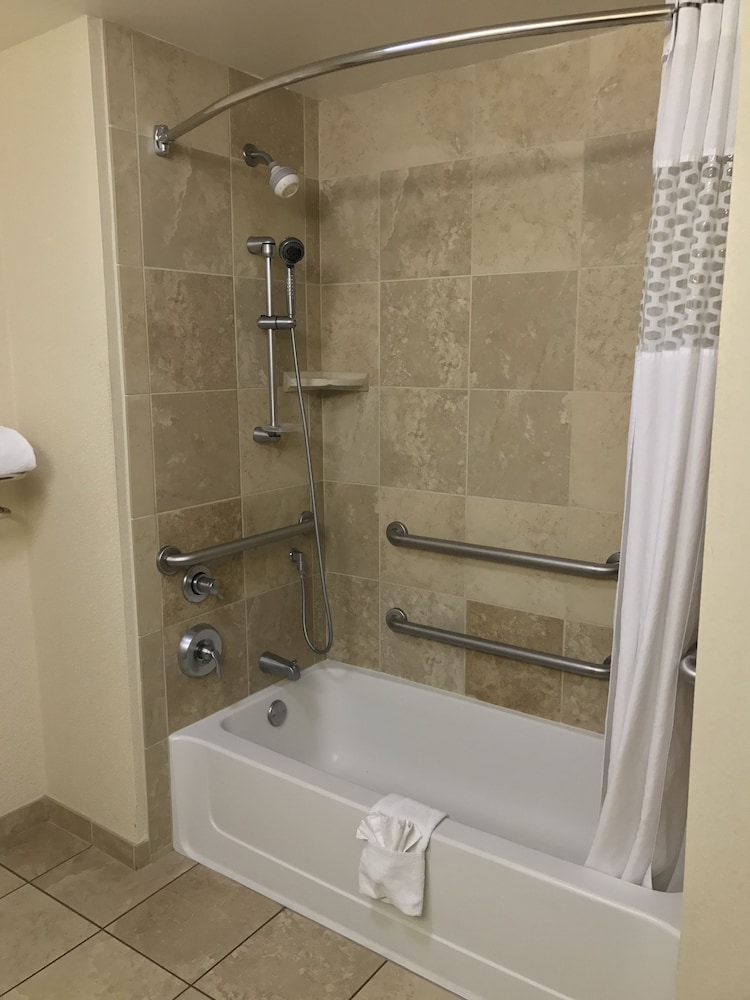 Hampton Inn & Suites Las Vegas South - photo 27